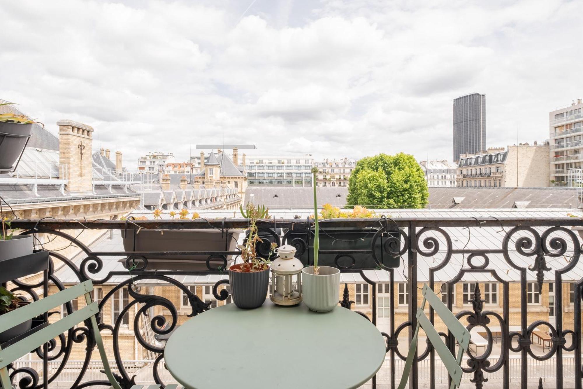 Veeve - Parisian Vistas Apartment